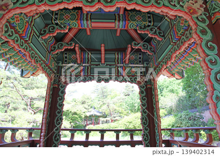 花博記念公園 鶴見緑地　大韓民国庭園　韓国亭　内部 139402314