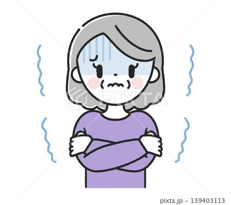 寒気で震えているシニア女性 139403113