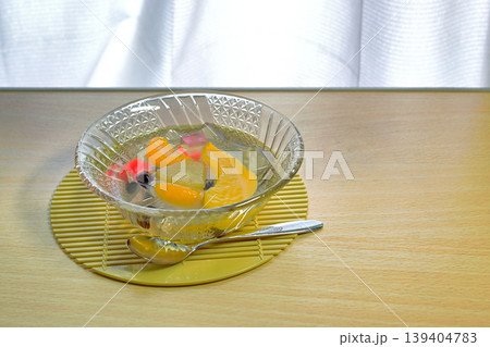 美味しそうなよく冷えたみつ豆 139404783