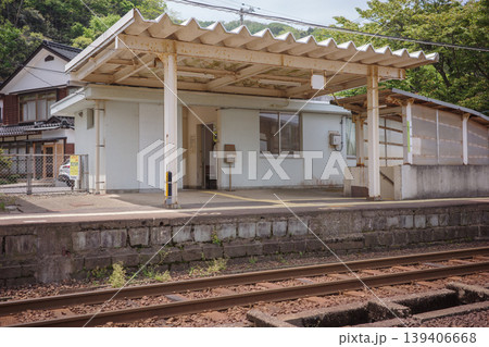 兵庫県・美方郡・鎧駅 兵庫県・美方郡・鎧駅 139406668
