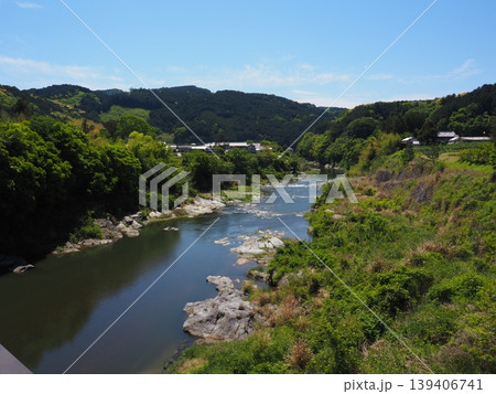 川のある風景 川のある風景 139406741