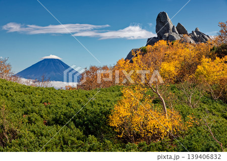 南アルプス・鳳凰三山・薬師岳から見る富士山 南アルプス・鳳凰三山・薬師岳から見る富士山 139406832