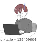在宅ワークで疲れている男性 139409604