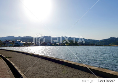 久美浜湾 国道178号線の十楽ひろばから久美浜湾を眺める風景 京都府京丹後市久美浜町 久美浜湾 国道178号線の十楽ひろばから久美浜湾を眺める風景 京都府京丹後市久美浜町 139410597