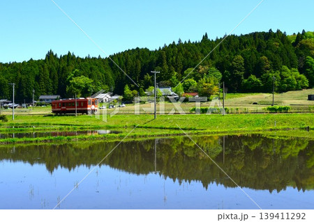 明知鉄道沿線の田植え風景 明知鉄道沿線の田植え風景 139411292