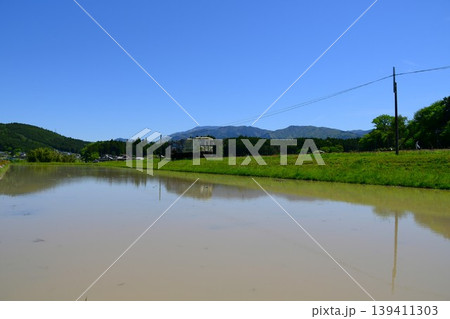 明知鉄道沿線の田植え風景 明知鉄道沿線の田植え風景 139411303