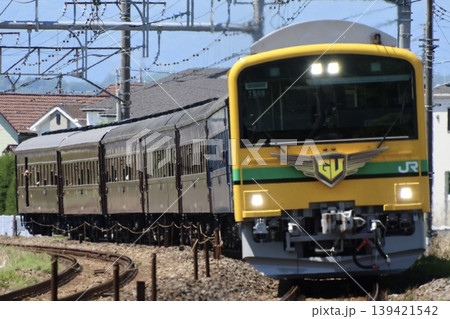 JR東日本GV-E197系(GVレトロぐんま水上号) JR東日本GV-E197系(GVレトロぐんま水上号) 139421542