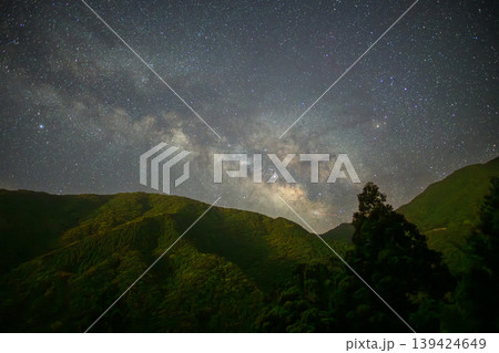 洋上アルプス屋久島 天の川星景(夏 洋上アルプス屋久島 天の川星景(夏 139424649