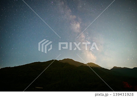 天の川星景　洋上アルプス屋久島(夏 139431928