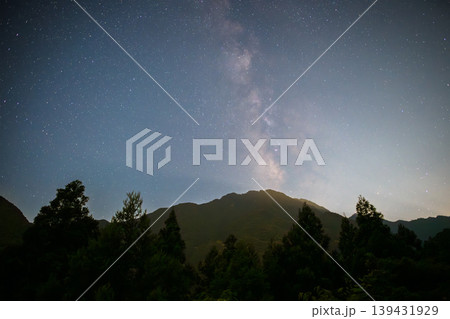 天の川星景 洋上アルプス屋久島(夏 天の川星景 洋上アルプス屋久島(夏 139431929