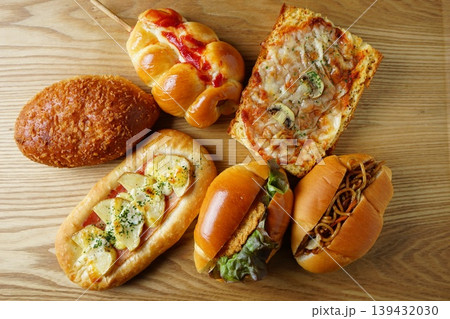 調理パン　惣菜パン 139432030