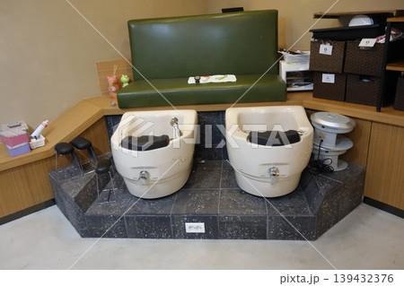 Hair Salon Washing Stations with Green Bench 139432376