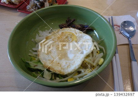 Green Bowl with Fried Egg and Noodles Green Bowl with Fried Egg and Noodles 139432697