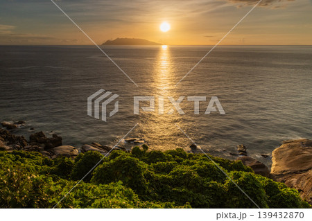 東シナ海夕景 サンロード 神が宿る屋久島(夏 東シナ海夕景 サンロード 神が宿る屋久島(夏 139432870