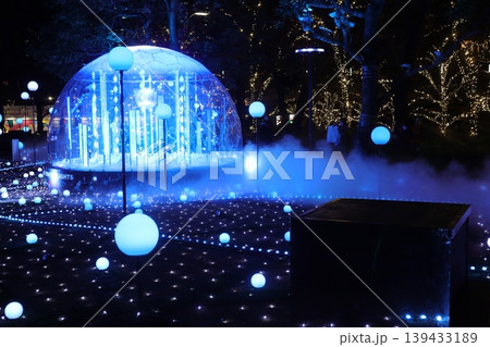 EARTH DOME 139433189