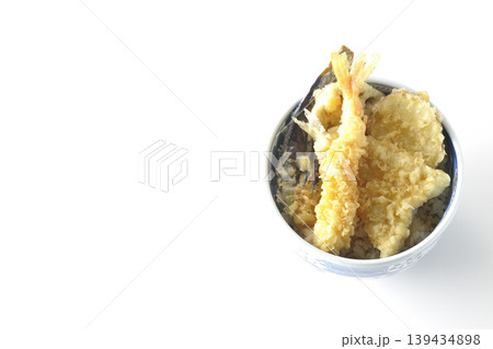 天丼を白背景で単品撮影 139434898