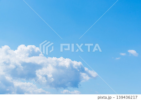 春の青空と白い雲の風景38 春の青空と白い雲の風景38 139436217