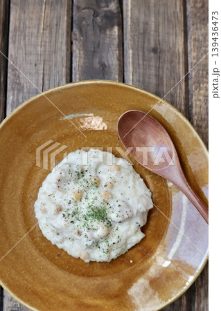 チキンとひよこ豆のクリームリゾット チキンとひよこ豆のクリームリゾット 139436473