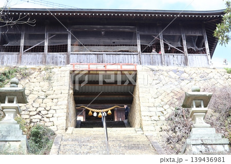 生石神社 東参道の石段と鳥居(兵庫県高砂市) 生石神社 東参道の石段と鳥居(兵庫県高砂市) 139436981