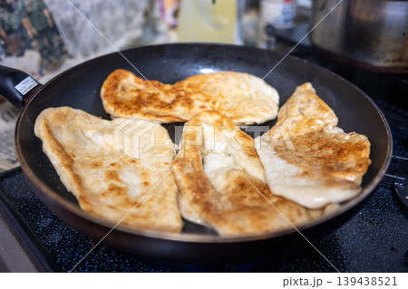 とても美味しい日本のインド風トマトカレー とても美味しい日本のインド風トマトカレー 139438521