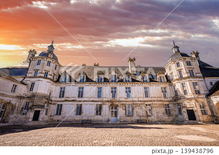 Castle of Tanlay, Yonne, Burgundy, France Castle of Tanlay, Yonne, Burgundy, France 139438796