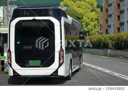 水素燃料電池バス　イメージ 139438802
