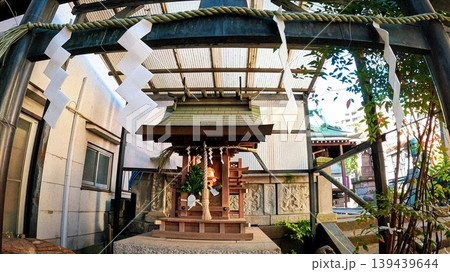 都市に佇む寄木神社の境内社 都市に佇む寄木神社の境内社 139439644