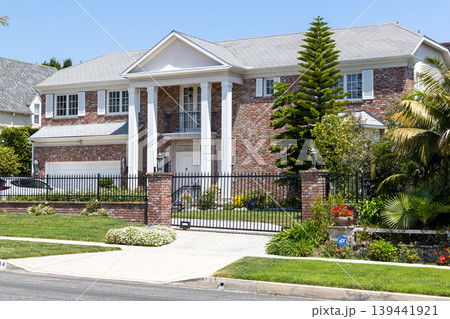Suburban street with houses in the Los Angeles area Suburban street with houses in the Los Angeles area 139441921