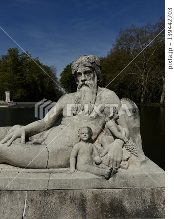 sculpture ancient statue carving figure art bust sculpture ancient statue carving figure art bust 139442703