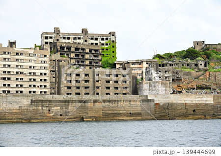 長崎県の 軍艦島 長崎県の 軍艦島 139444699