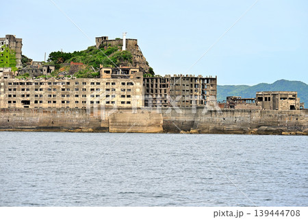 長崎県の 軍艦島 長崎県の 軍艦島 139444708