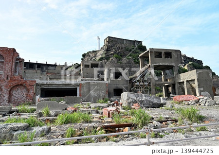 長崎県の 軍艦島 長崎県の 軍艦島 139444725
