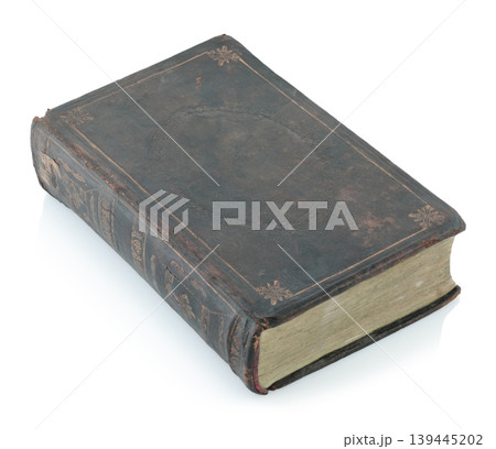 Old antique closed book with textured leather cover, isolated on transparent background. Vintage historical object perfect for education, religion, or literature concepts Old antique closed book with textured leather cover, isolated on transparent background. Vintage historical object perfect for education, religion, or literature concepts 139445202