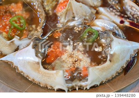 Traditional Korean Soy Sauce Marinated Raw Crab Ganjang Gejang 139448280