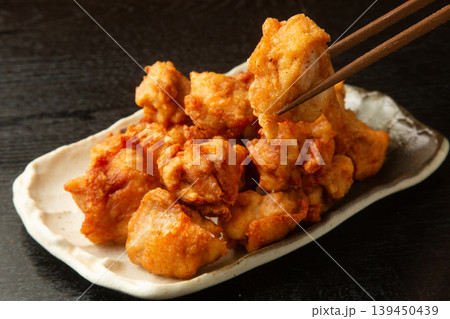 鶏肉の唐揚げ 鶏肉の唐揚げ 139450439