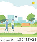 公園で散歩するシニアの背景イラスト 139455024