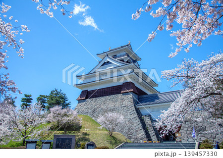 春の月岡公園 春の月岡公園 139457330