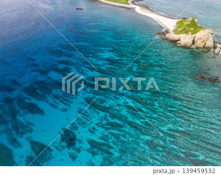 阿嘉島の前浜ビーチ（メーヌ浜）のドローン撮影。沖縄県島尻郡慶良間諸島阿嘉島2025 139459532