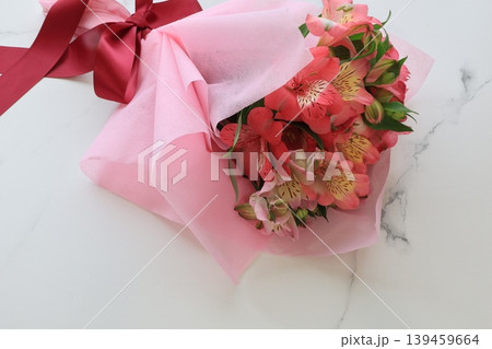アストロメリアの花束 アストロメリアの花束 139459664