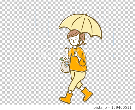 雨の日に傘をさし、買い物袋を持って歩く女性 雨の日に傘をさし、買い物袋を持って歩く女性 139460511
