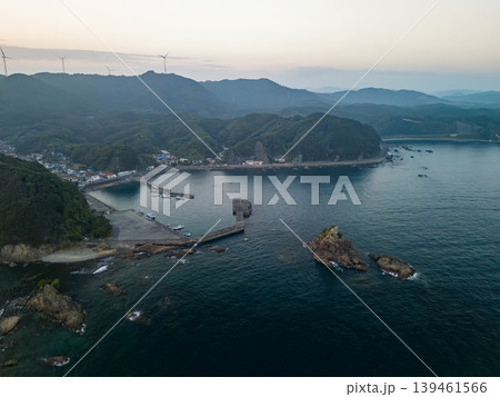 日没の南伊豆大瀬のドローン撮影。蓑掛岩など奇岩の海岸線。静岡県賀茂郡南伊豆町-2026 日没の南伊豆大瀬のドローン撮影。蓑掛岩など奇岩の海岸線。静岡県賀茂郡南伊豆町-2026 139461566