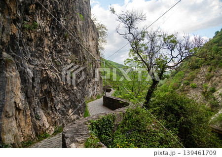 Pathway along the rocky canyon in Matka near Skopje in North Macedonia 139461709