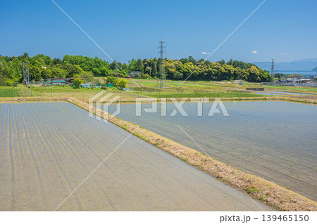 湖西地方比良の田園風景 滋賀県大津市 湖西地方比良の田園風景 滋賀県大津市 139465150