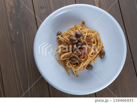 オリーブが入ってる暗殺者のパスタ オリーブが入ってる暗殺者のパスタ 139466935
