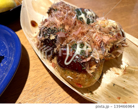 たこ焼き ソース・マヨネーズ・かつおぶし・青のり たこ焼き ソース・マヨネーズ・かつおぶし・青のり 139466964