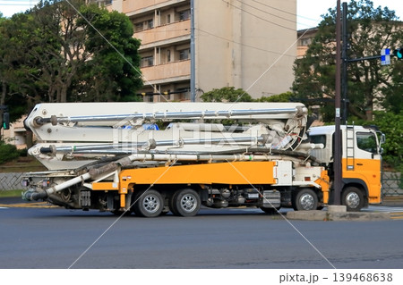 コンクリートポンプ車　イメージ 139468638