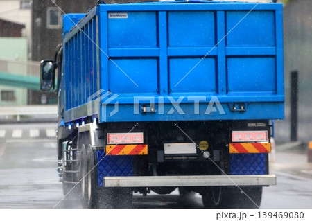 スクラップ運搬車 イメージ スクラップ運搬車 イメージ 139469080