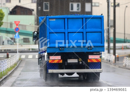 スクラップ運搬車 イメージ スクラップ運搬車 イメージ 139469081
