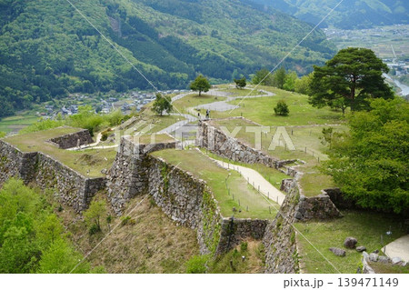 兵庫県 竹田城跡から見る風景 兵庫県 竹田城跡から見る風景 139471149