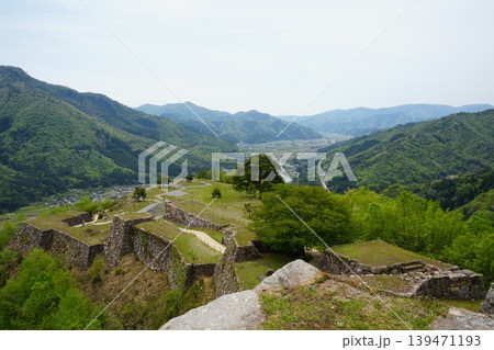 兵庫県　竹田城跡から見る風景 139471193